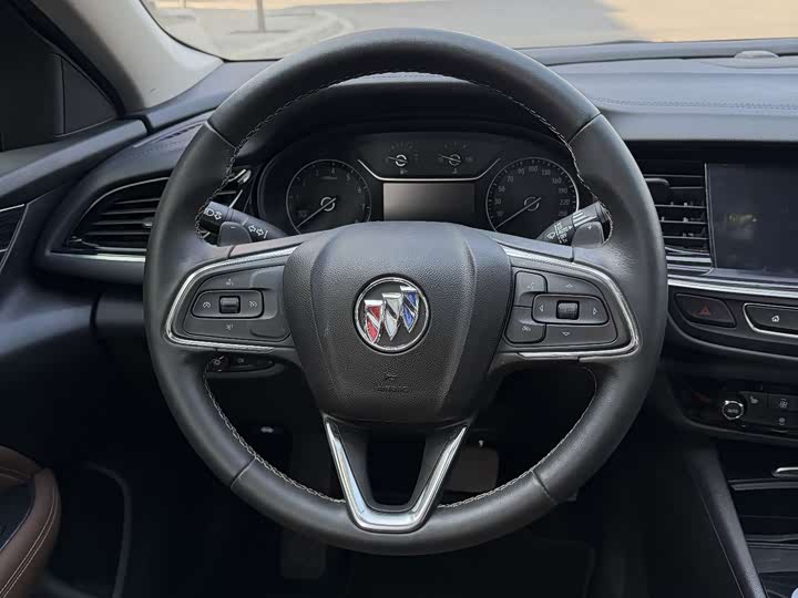 Фото 8 - Buick Regal