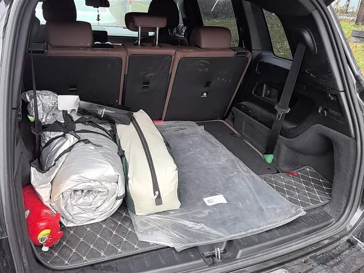 Фото 4 - Mercedes-Benz GLB-Class