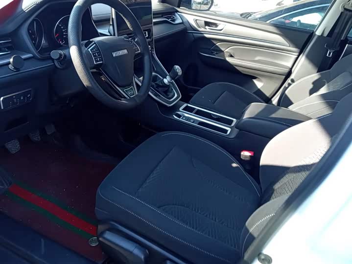 Фото 9 - Haval M6