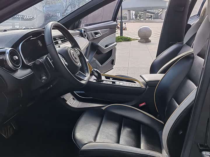 Фото 9 - MG Motor 6