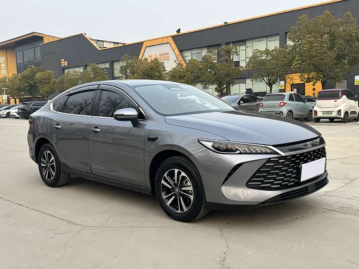 Фото 3 - BYD Qin Plus