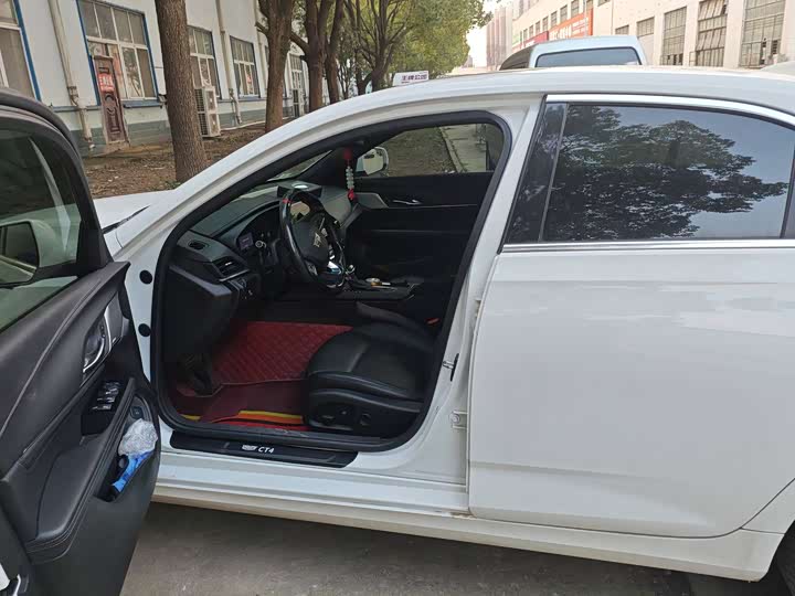 Фото 3 - Cadillac CT4