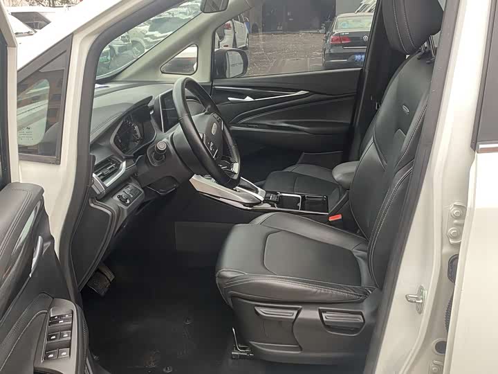 Фото 5 - Maxus G50