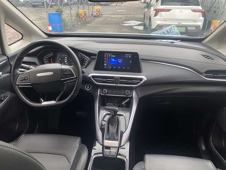 Фото 6 - Maxus G50