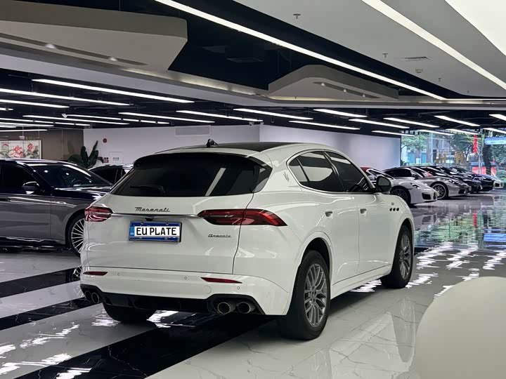 Фото 3 - Maserati Grecale