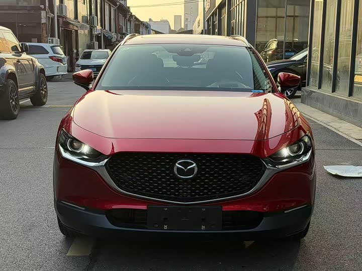 Фото 3 - Mazda CX-30