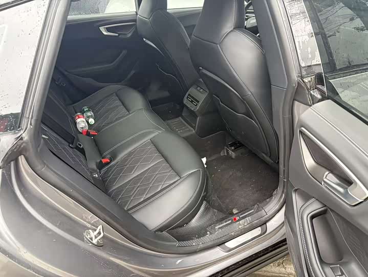 Фото 5 - Audi A5L Sportback