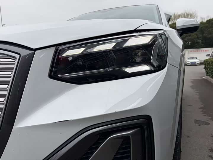 Фото 6 - Audi Q2L e-tron