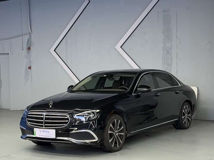 Фото 1 - Mercedes-Benz E-Class Hybrid