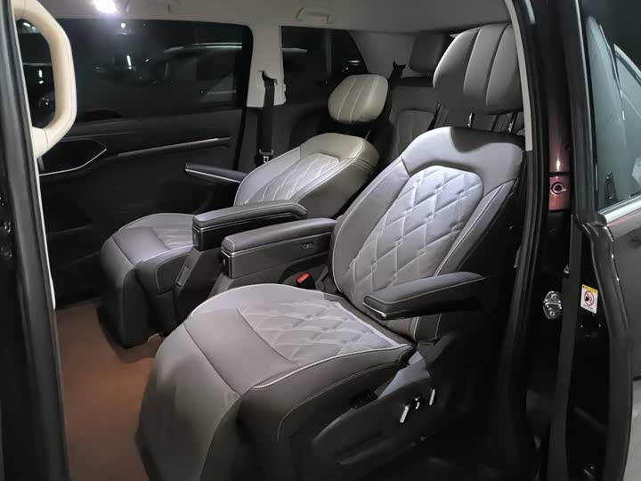 Фото 6 - Volkswagen Viloran