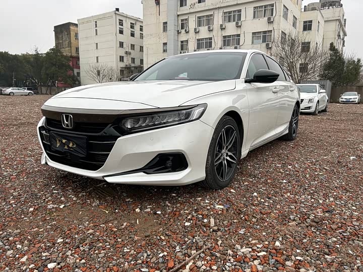 Фото 2 - Honda Accord