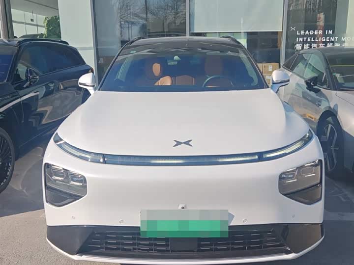 Фото 2 - XPeng G9