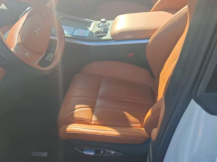 Фото 6 - XPeng G9