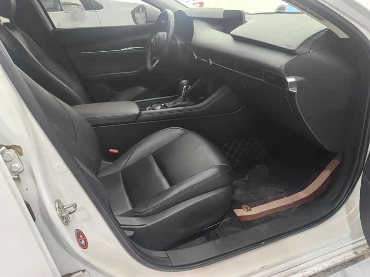 Photo 7 - Mazda 3 (Axela)