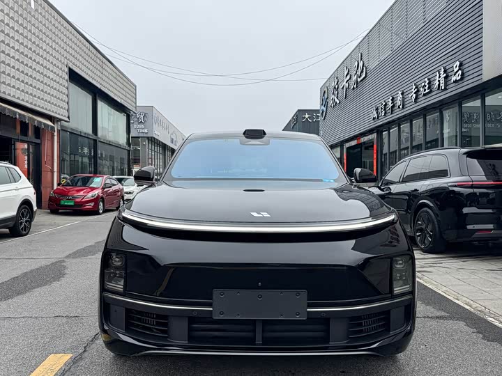 Фото 2 - LiXiang L9