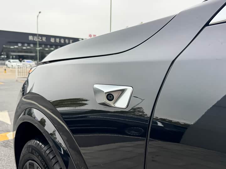 Фото 6 - LiXiang L9