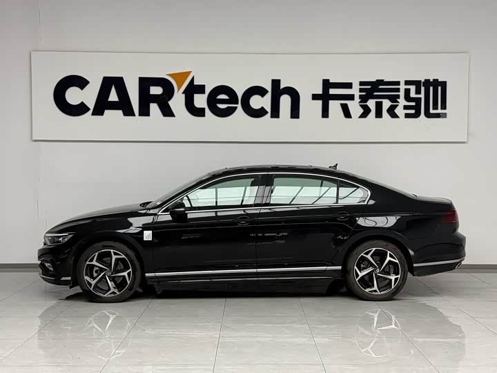 Фото 4 - Volkswagen Magotan