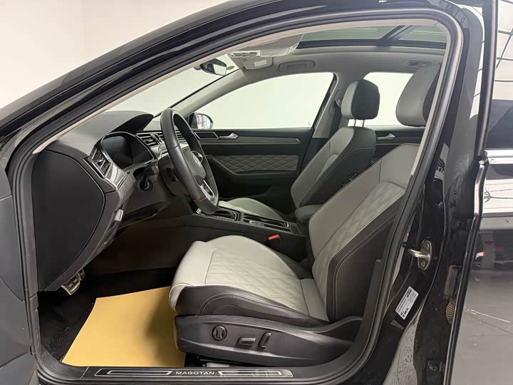 Фото 6 - Volkswagen Magotan