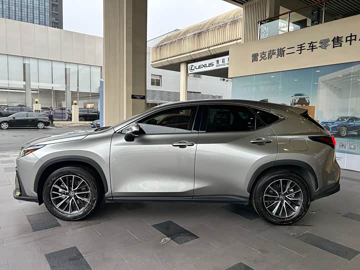 Фото 5 - Lexus NX
