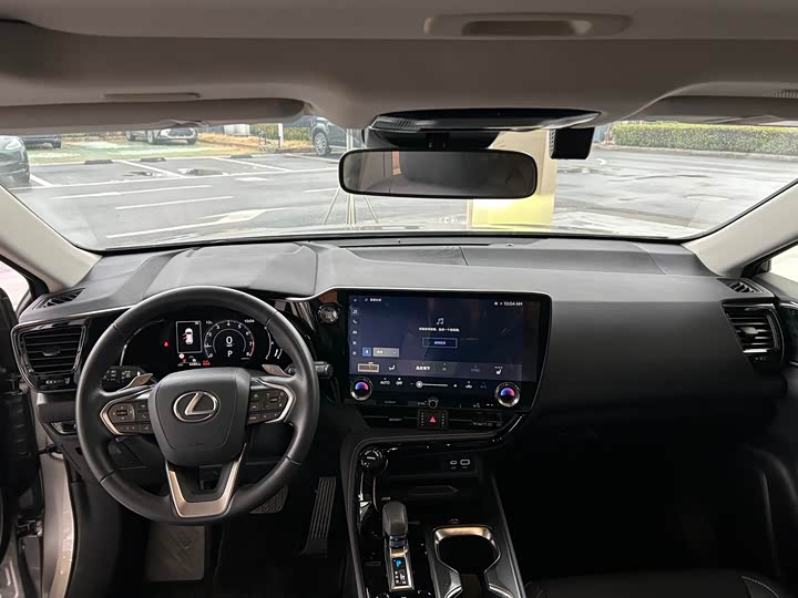 Фото 7 - Lexus NX