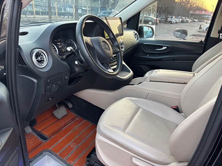 Фото 2 - Mercedes-Benz Vito