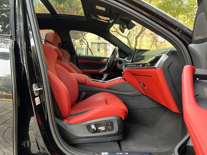 Фото 9 - BMW X6 M