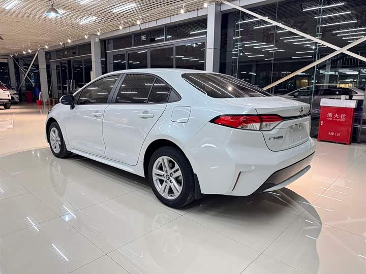 Фото 6 - Toyota Levin