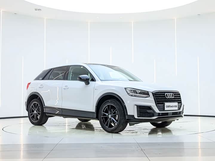 Фото 2 - Audi Q2L