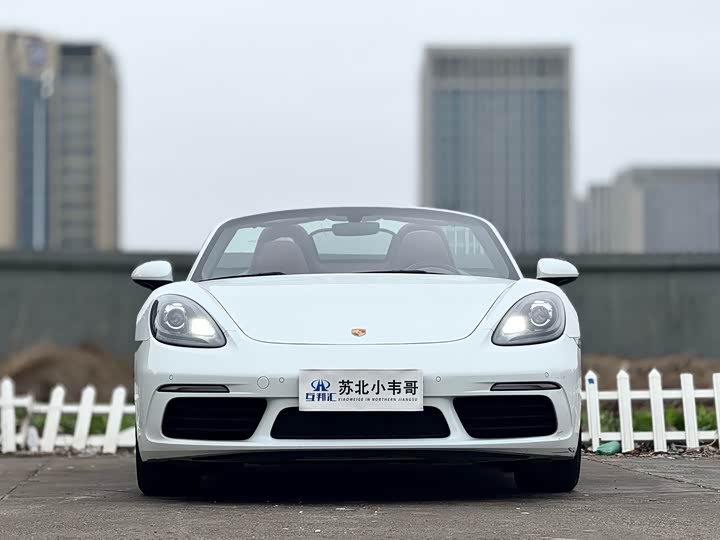 Фото 1 - Porsche 718