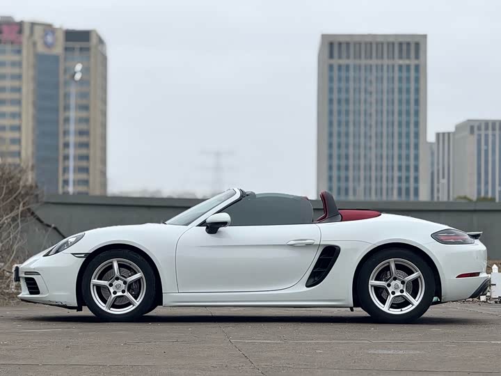 Фото 3 - Porsche 718