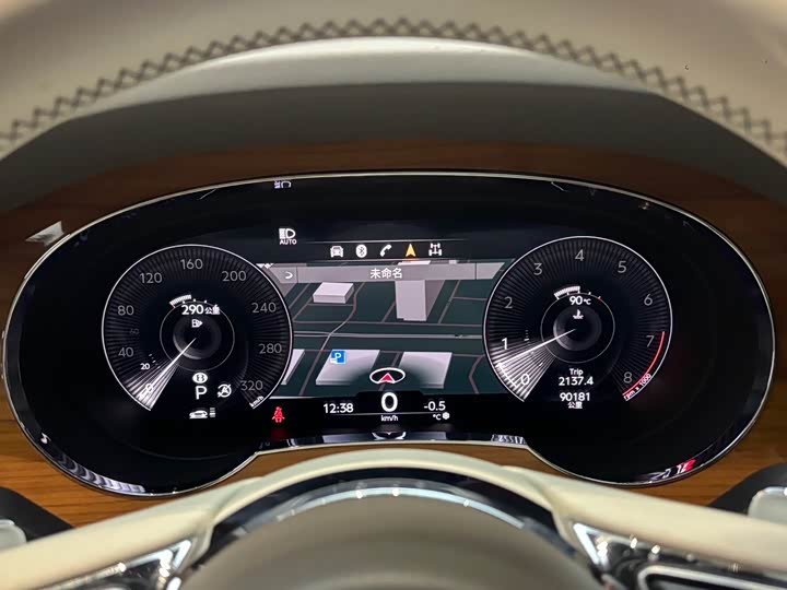 Photo 6 - Bentley Bentayga