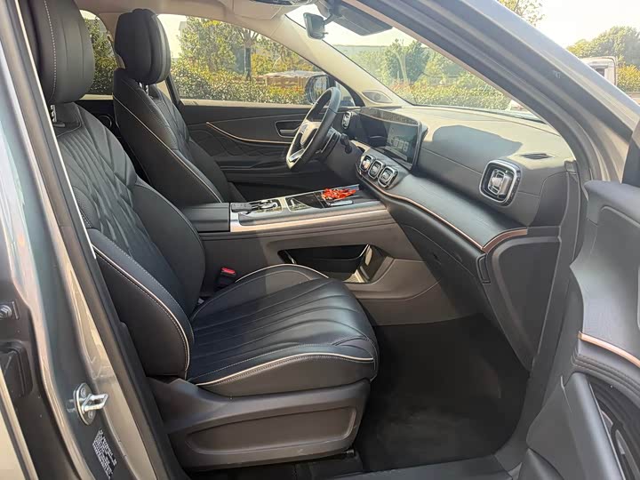 Фото 4 - Chery Tiggo 9