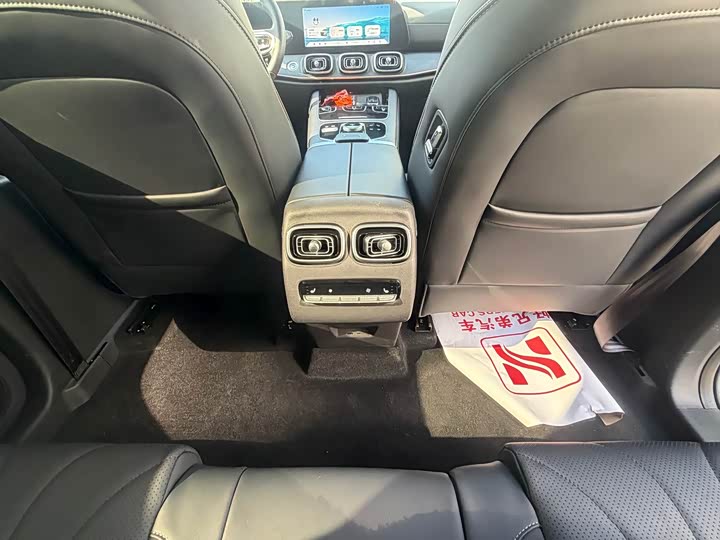 Фото 6 - Chery Tiggo 9