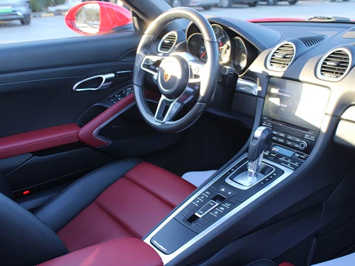 Фото 7 - Porsche 718