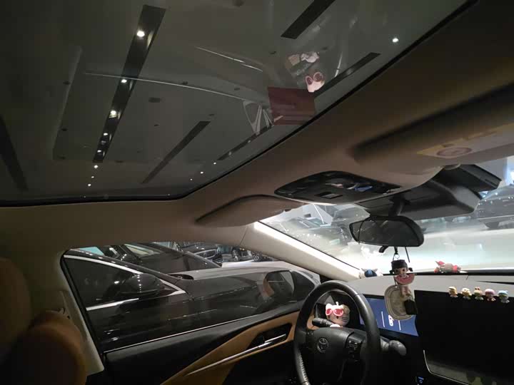 Photo 7 - Toyota Camry