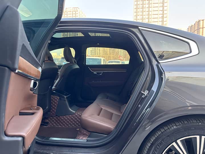 Фото 6 - Volvo S90 Hybrid