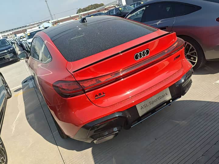 Фото 2 - Audi A5L Sportback