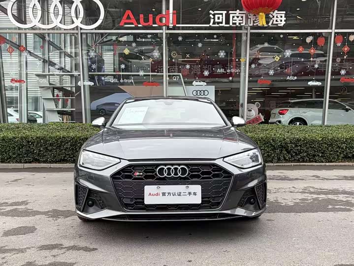 Фото 3 - Audi S4