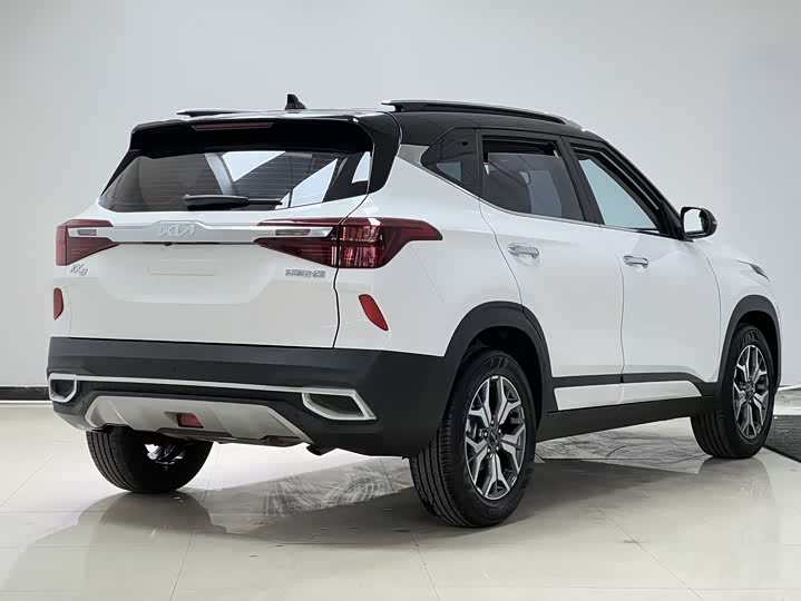 Фото 4 - Kia KX3