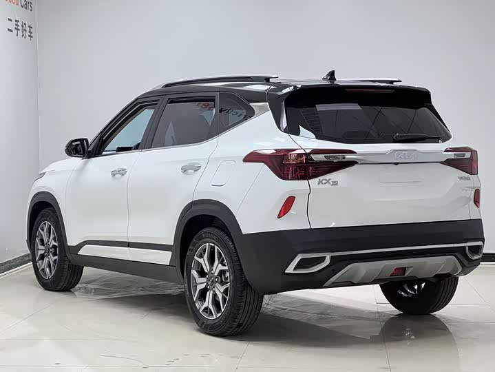 Фото 6 - Kia KX3