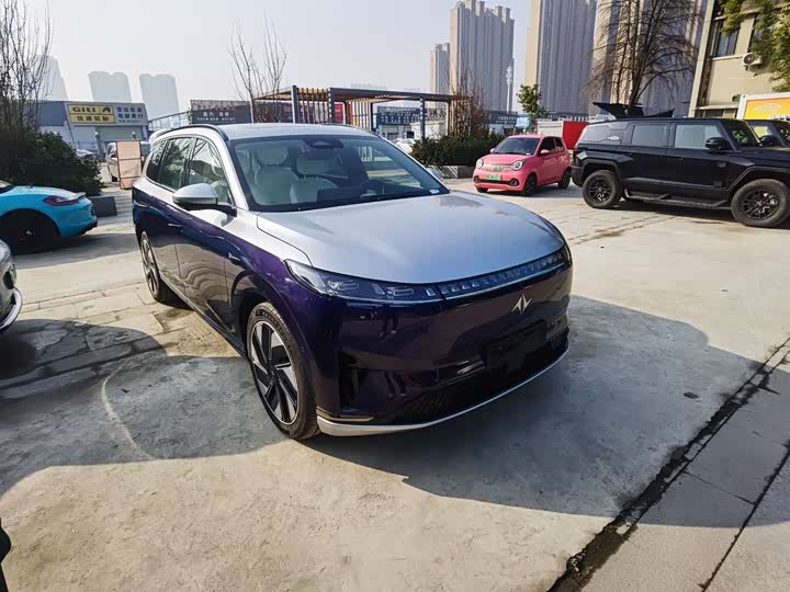 Фото 3 - Dongfeng Yipai eπ 008