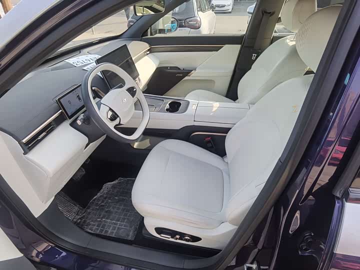 Фото 9 - Dongfeng Yipai eπ 008