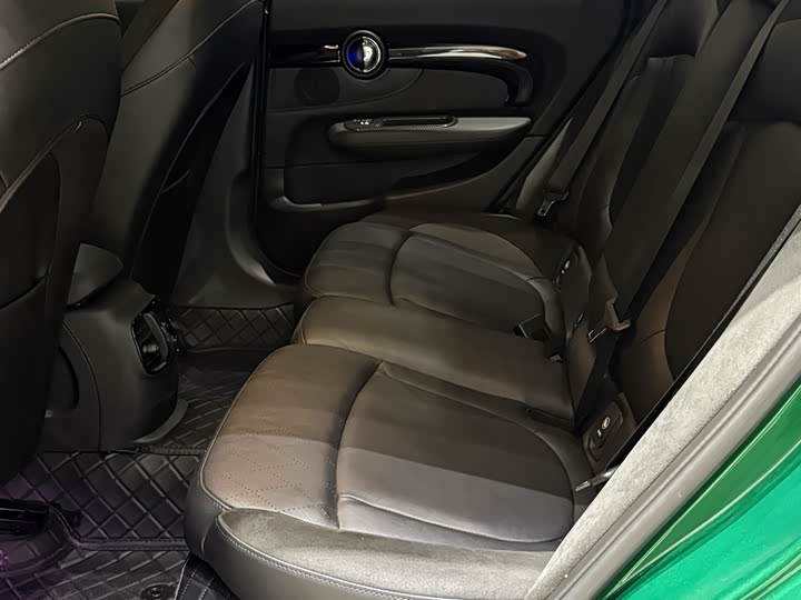 Фото 6 - Mini Clubman