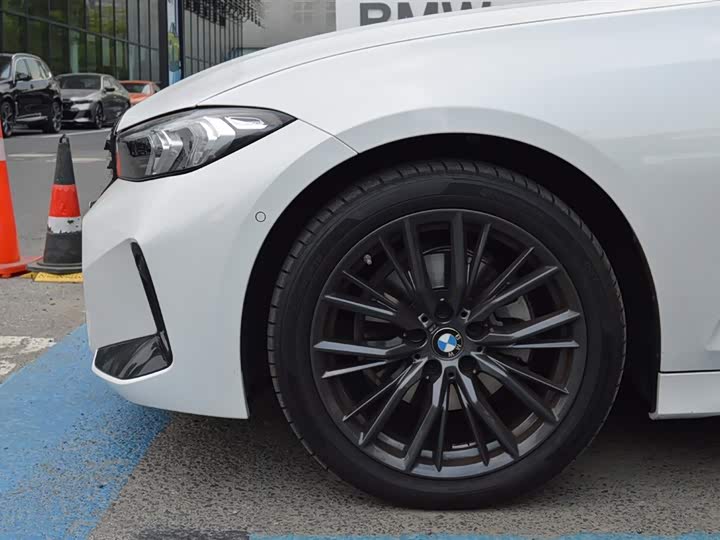 Фото 6 - BMW 3 Series