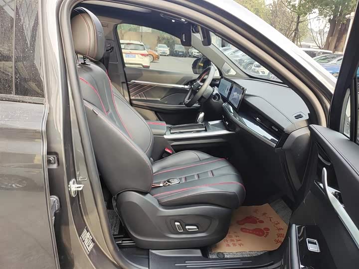 Фото 4 - Roewe RX5 Max