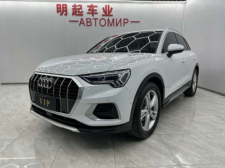 Фото 1 - Audi Q3