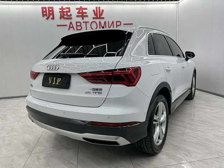 Фото 7 - Audi Q3