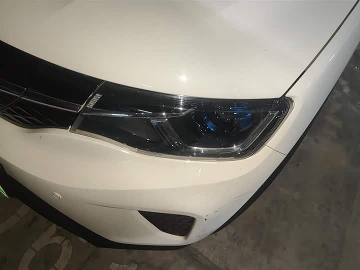 Photo 5 - Dongfeng Yipai Nano EX1 Pro