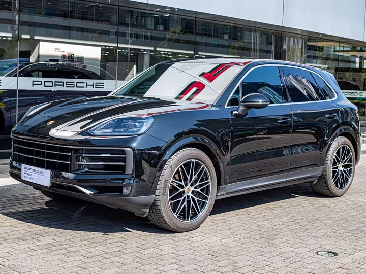 Фото 1 - Porsche Cayenne
