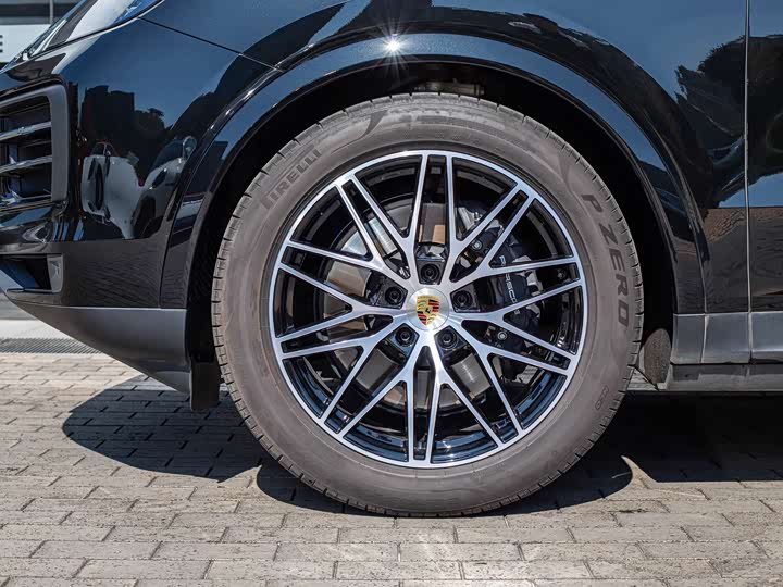 Фото 7 - Porsche Cayenne